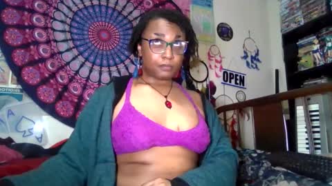 Gardenia online show from 05/16/26, 06:43