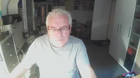 gargamil online show from 10/13/25, 11:21