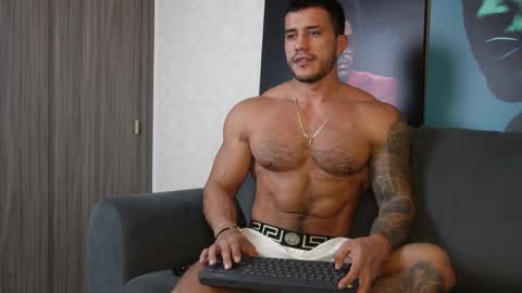 Snapshot of garret_alvin_ chatting on 01/12/26, 10:04 Garret online show from 01/12/26, 10:04