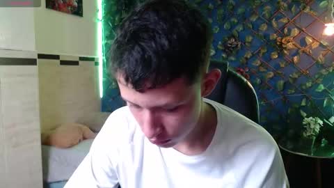 garuo_18 online show from 11/26/25, 03:18