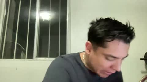 Snapshot of garypinepineapple chatting on 04/29/26, 03:32 garypinepineapple online show from 04/29/26, 03:32