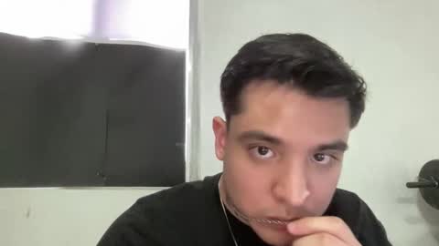 Snapshot of garypinepineapple chatting on 06/03/26, 10:04 garypinepineapple online show from 06/03/26, 10:04