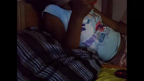 gasielah online show from 10/21/25, 12:17