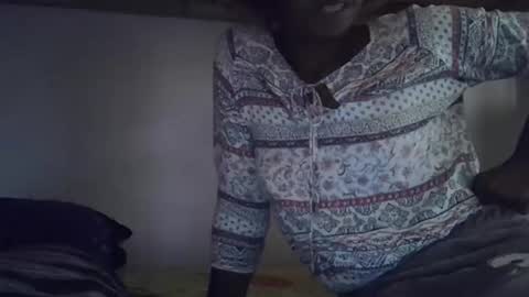 gasielah online show from 10/28/25, 09:35