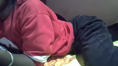 gasielah online show from 11/05/25, 02:55