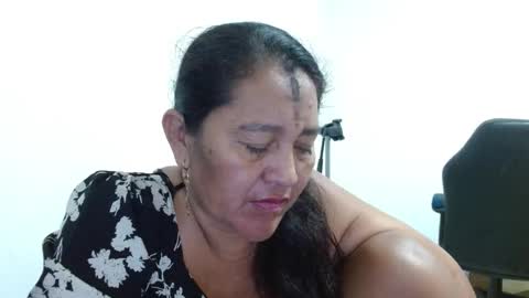 Snapshot of gatika_sexy chatting on 02/19/26, 01:01 katia online show from 02/19/26, 01:01