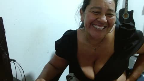 Snapshot of gatika_sexy chatting on 06/03/26, 03:31 katia online show from 06/03/26, 03:31