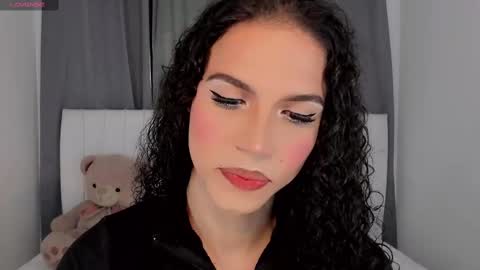 Vnecis Marn online show from 10/02/25, 02:46