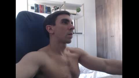 gatosarado23 online show from 12/17/24, 04:32