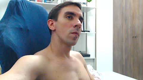 Snapshot of gatosarado23 chatting on 01/04/25, 07:24 gatosarado23 online show from 01/04/25, 07:24