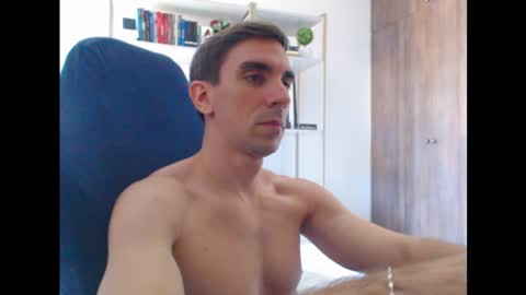 Snapshot of gatosarado23 chatting on 01/25/25, 02:47 gatosarado23 online show from 01/25/25, 02:47