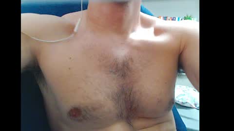 gatosarado23 online show from 05/08/26, 07:46