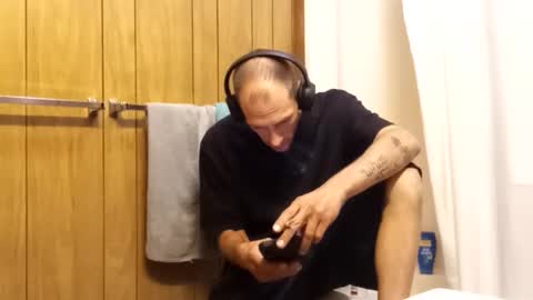 gatz21590 online show from 09/17/25, 02:02