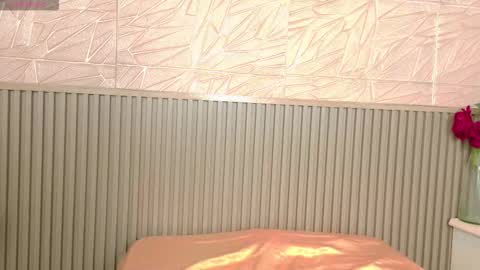 gaviluc_ online show from 11/28/25, 10:29