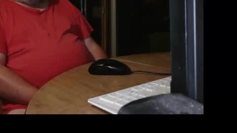 gavineverett3 online show from 10/14/25, 12:55