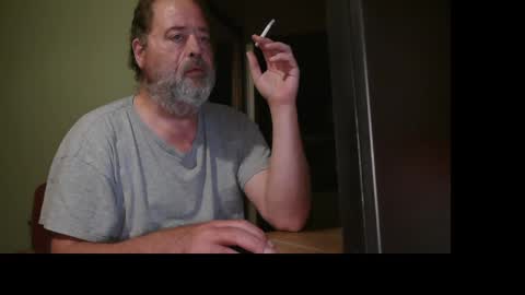 gavineverett3 online show from 10/15/25, 04:34