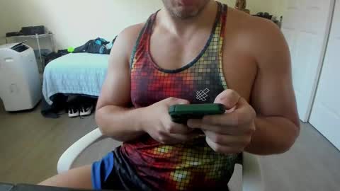 Snapshot of gaymusclex chatting on 09/13/25, 03:56 Gay Muscle online show from 09/13/25, 03:56