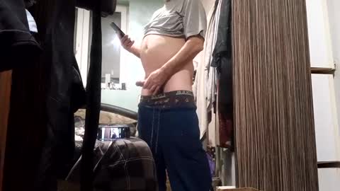 Snapshot of gazdadoka chatting on 01/12/25, 01:27 gazdadjoka online show from 01/12/25, 01:27