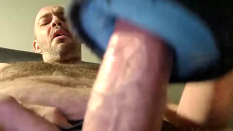 Snapshot of gazg1984 chatting on 03/05/25, 12:27 gazg1984 online show from 03/05/25, 12:27