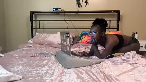 gbabii13 online show from 10/28/25, 09:02