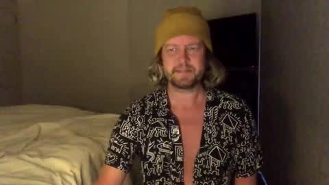 Snapshot of gcsurfer81 chatting on 09/15/25, 07:41 gcsurfer81 online show from 09/15/25, 07:41