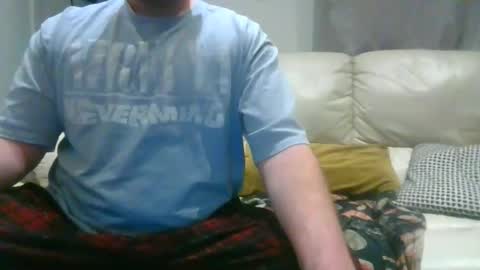 Snapshot of gebbeth chatting on 05/11/26, 06:19 gebbeth online show from 05/11/26, 06:19
