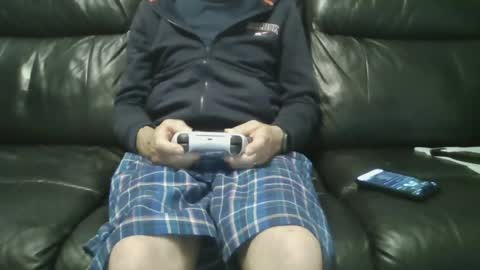 Snapshot of geeezer64 chatting on 06/12/26, 12:31 geeezer64 online show from 06/12/26, 12:31