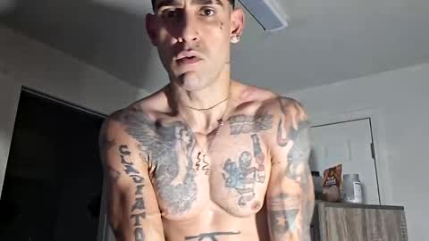 Snapshot of geekedoutlabs chatting on 09/28/25, 07:36 Zanecubano online show from 09/28/25, 07:36