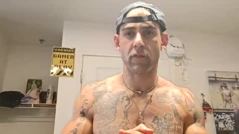 Snapshot of geekedoutlabs chatting on 10/20/25, 11:05 Zanecubano online show from 10/20/25, 11:05