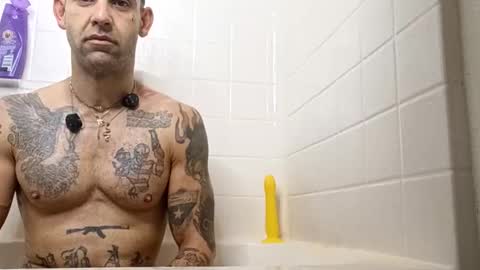 Snapshot of geekedoutlabs chatting on 10/28/25, 06:32 Zanecubano online show from 10/28/25, 06:32