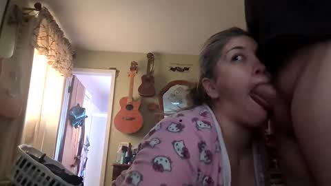 Snapshot of geeznutsizonyrchyn chatting on 12/13/24, 08:15 Geeznutsizonyrchyn online show from 12/13/24, 08:15