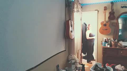 Snapshot of geeznutsizonyrchyn chatting on 01/28/25, 05:24 Geeznutsizonyrchyn online show from 01/28/25, 05:24