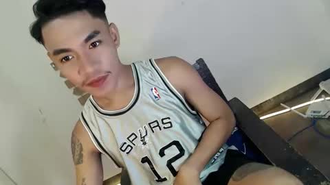 Snapshot of gelluxxx chatting on 04/09/26, 11:15 gelo online show from 04/09/26, 11:15