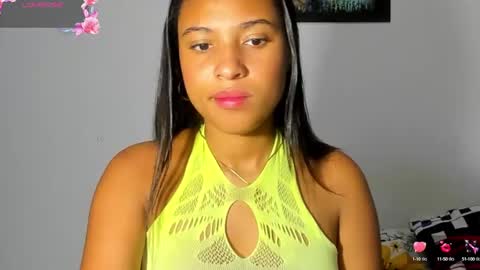 Snapshot of gema_garcia10 chatting on 03/06/25, 02:51 gema online show from 03/06/25, 02:51