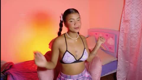 gema_shiny online show from 11/11/25, 03:17