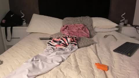 Gemma online show from 02/18/25, 05:09