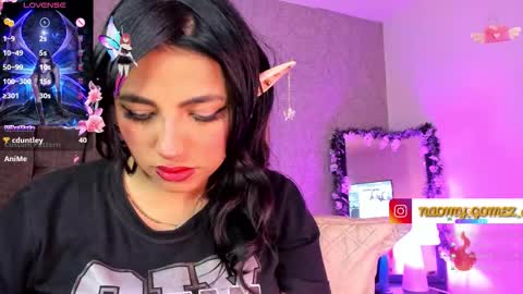 Snapshot of gemenis_dy_ chatting on 11/28/25, 06:32 Geminis online show from 11/28/25, 06:32