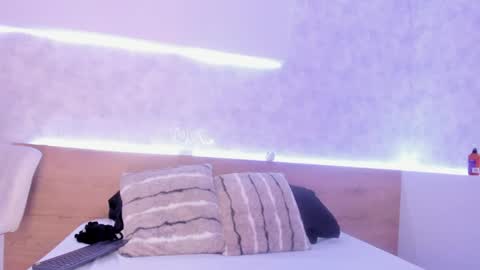 geminis muentes online show from 01/29/25, 03:33