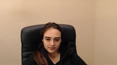 Gemma online show from 12/07/24, 06:43