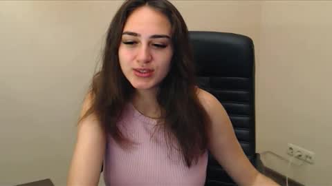 Snapshot of gemma_arterton chatting on 09/29/25, 05:34 Gemma online show from 09/29/25, 05:34