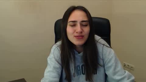 Snapshot of gemma_arterton chatting on 10/14/25, 06:03 Gemma online show from 10/14/25, 06:03