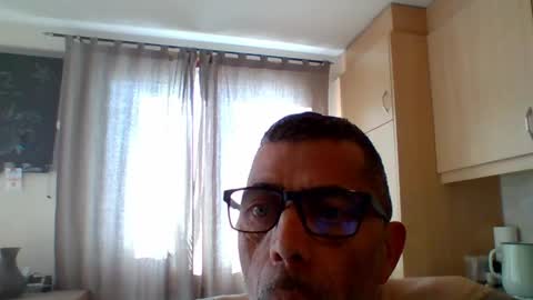 Snapshot of gen3841 chatting on 04/22/26, 07:11 Gen online show from 04/22/26, 07:11