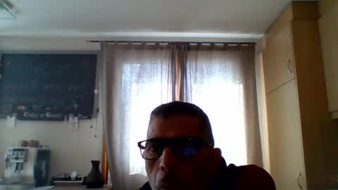 Snapshot of gen3841 chatting on 05/08/26, 08:08 Gen online show from 05/08/26, 08:08