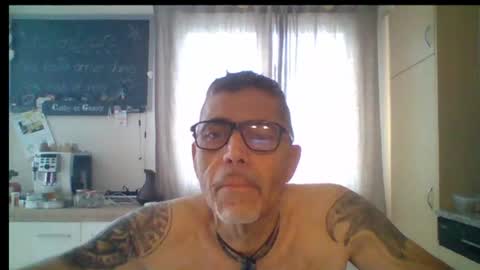 Snapshot of gen3841 chatting on 06/10/26, 08:13 Gen online show from 06/10/26, 08:13