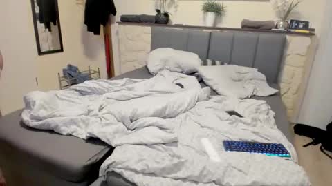 ALEX  online show from 09/12/25, 06:41