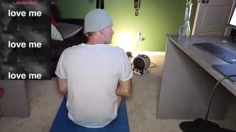 Snapshot of generalbliss chatting on 09/23/25, 02:36 generalbliss online show from 09/23/25, 02:36