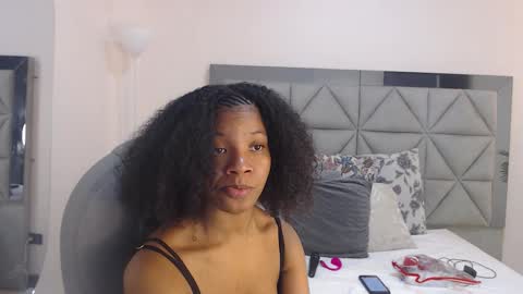 Snapshot of genesis_moretz chatting on 03/10/26, 03:33 GENESIS online show from 03/10/26, 03:33