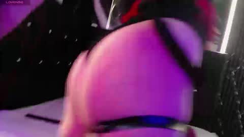 genesisrea__ online show from 10/21/25, 08:53