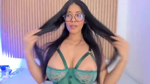     online show from 07/05/26, 10:44