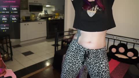 Genny Rock   and  online show from 12/12/24, 11:25